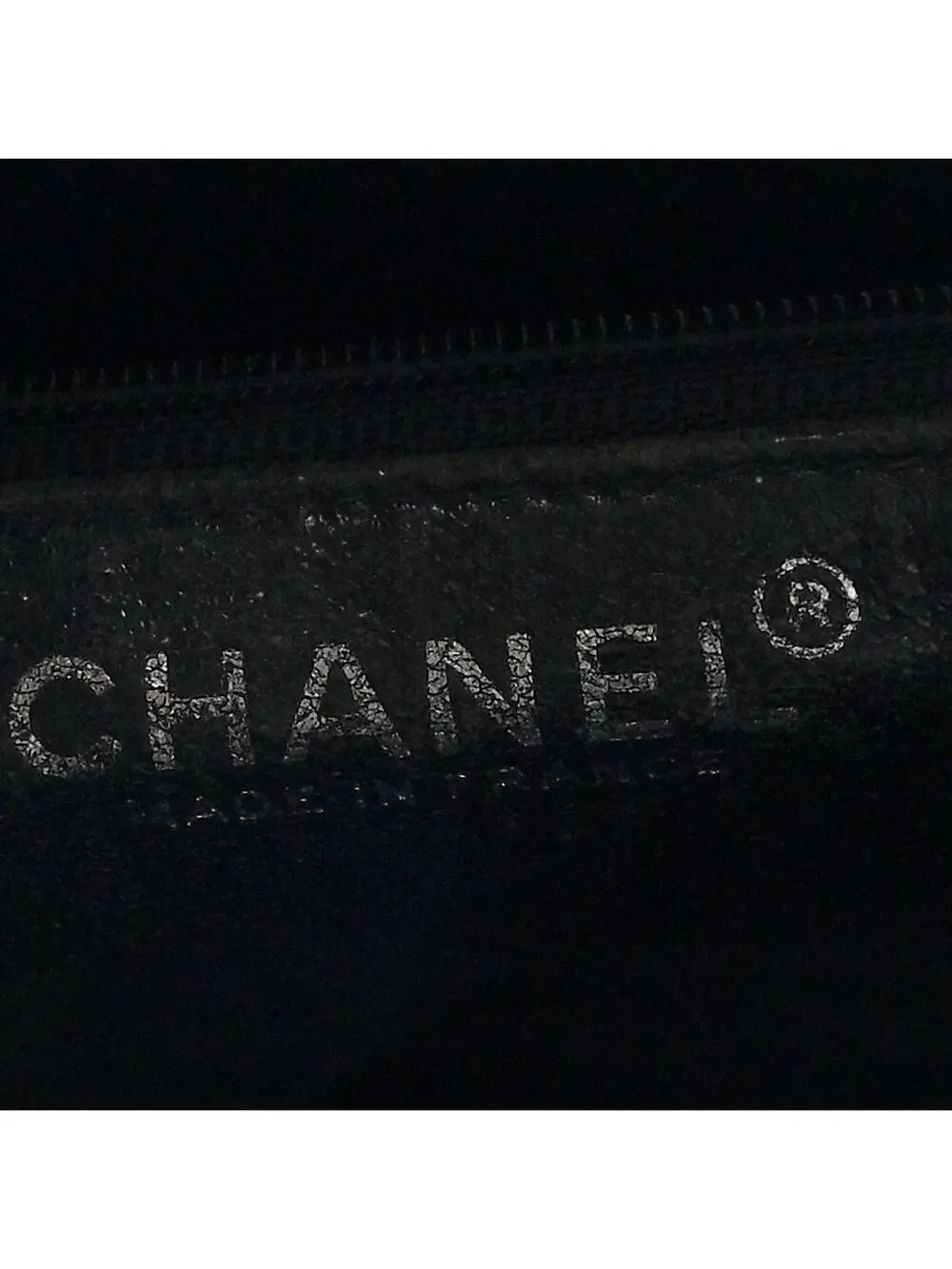 CHANEL step out